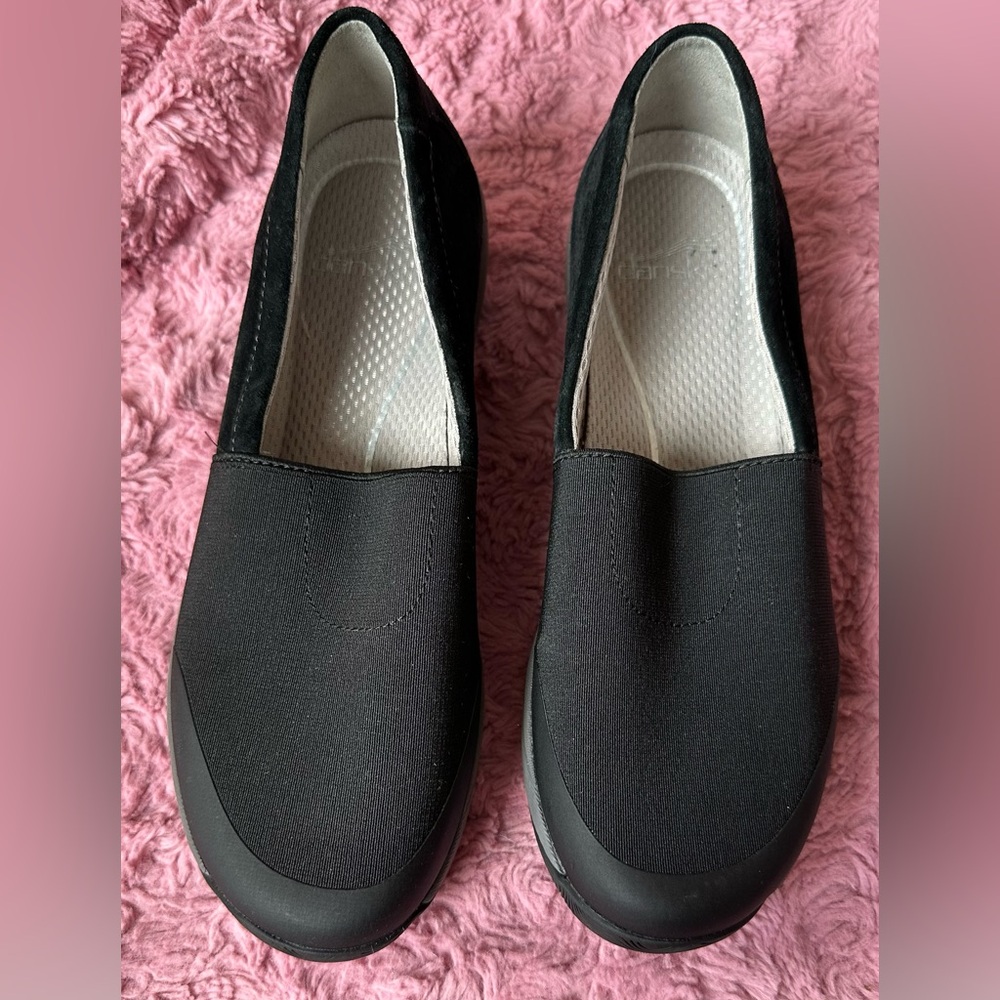 Dansko Harriet Slip On Stretch Suede Comfort Shoe Black Sz 37